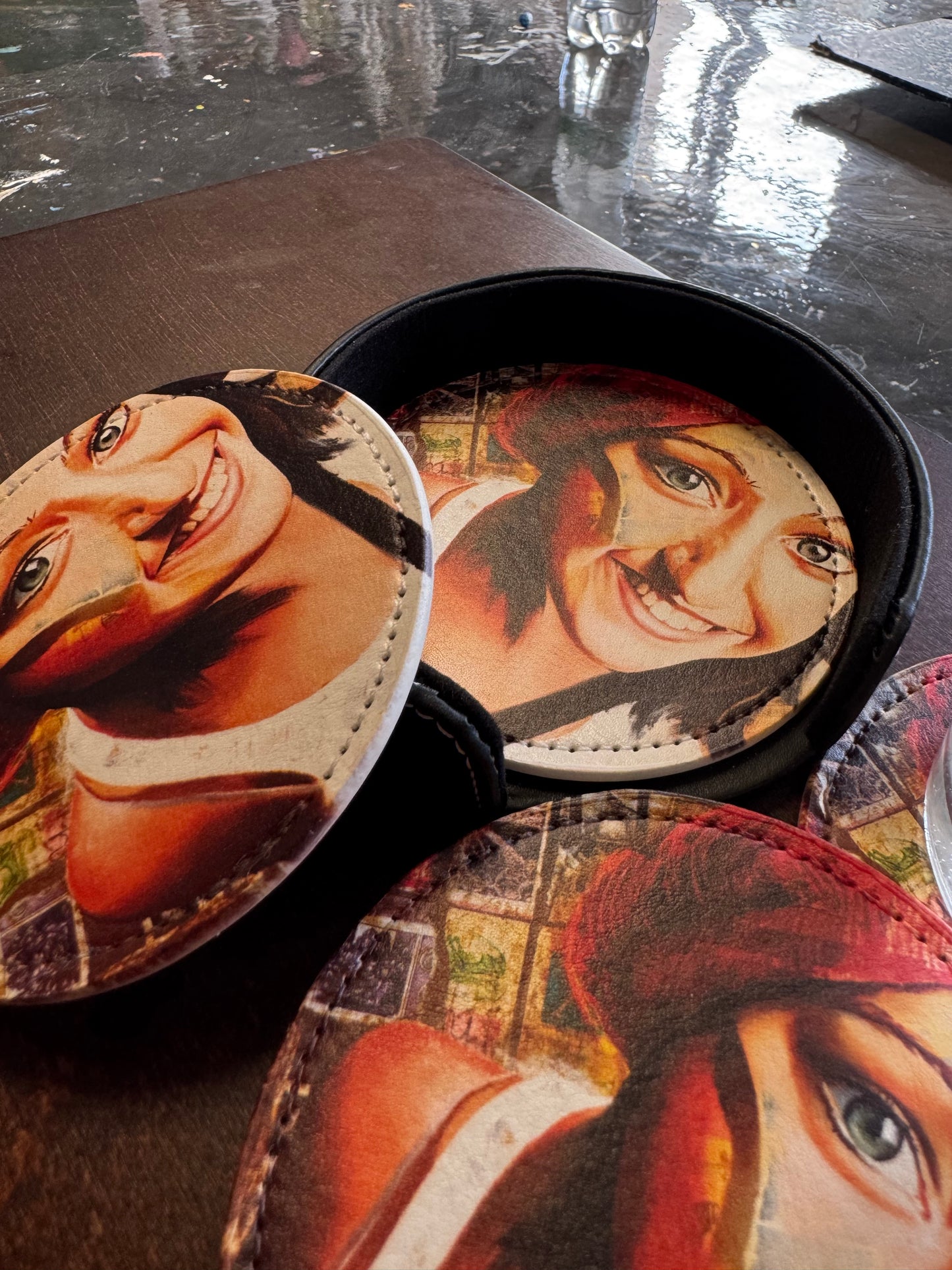 Sous-verres Funky 6 pièces en cuir PU cousu